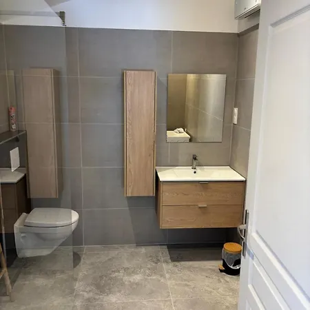 L'essentiel Apartment